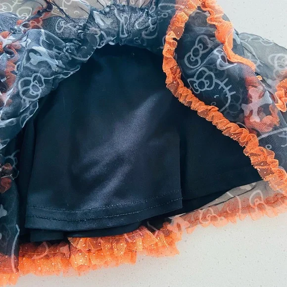✨SOLD on another platform 6.15.2022✨ Hello Kitty Halloween Skirt Size 3T - Picture 6 of 6